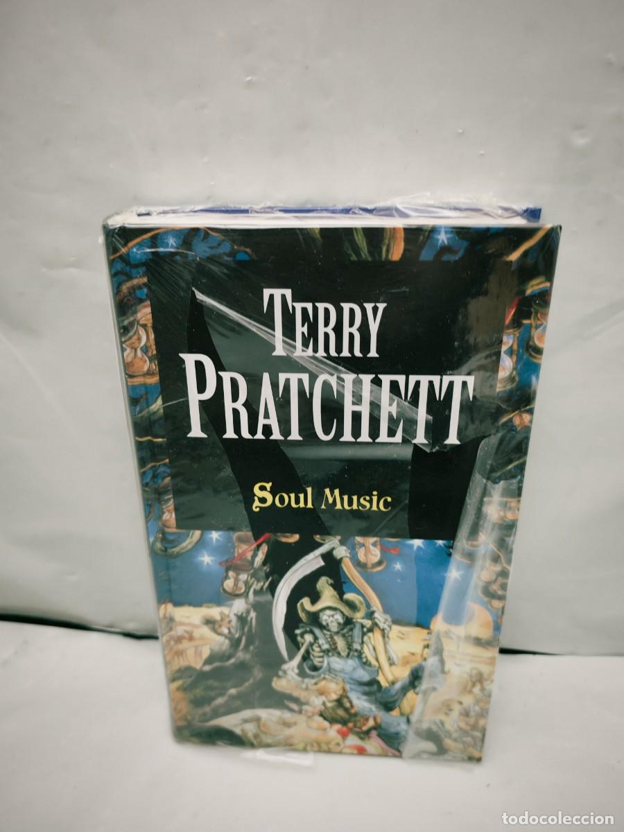 Libros de segunda mano: Terry Pratchett: SOUL MUSIC (COMO NUEVO, sin recorrido comercial)