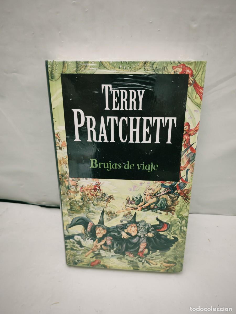 Second hand books: Terry Pratchett: BRUJAS DE VIAJE (sin recorrido comercial, COMO NUEVO)