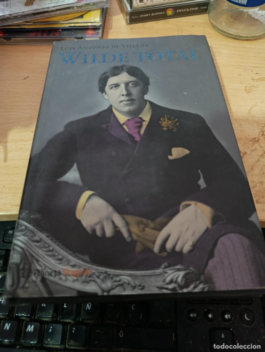 Gebrauchte B&uuml;cher: WILDE TOTAL. LUIS ANTONIO DE VILLENA. EST3B3