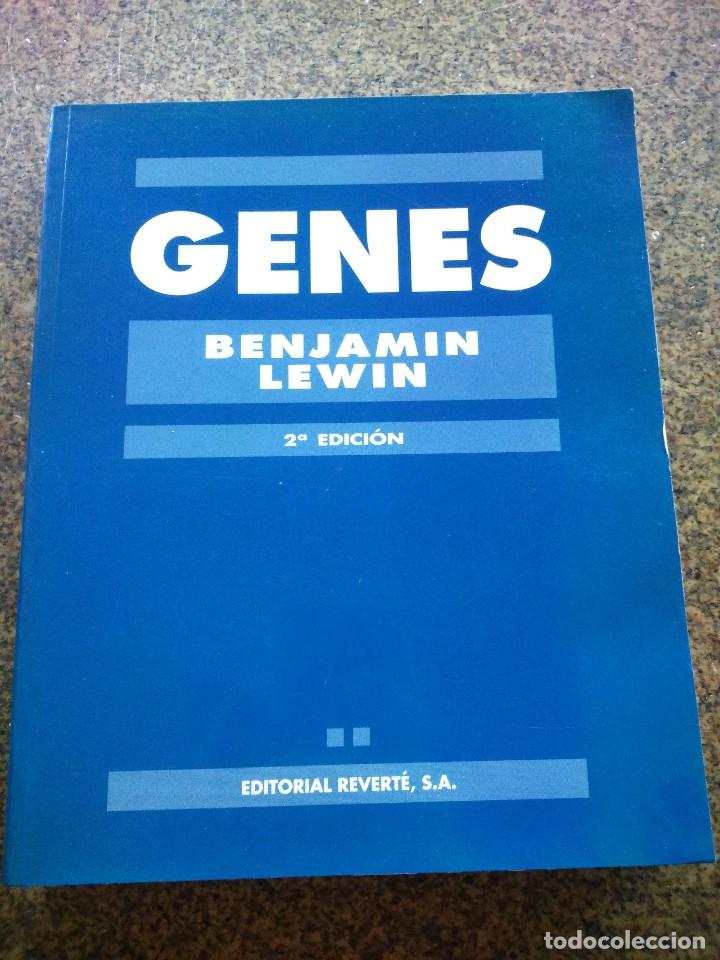 Libros de segunda mano: GENES -- BENJAMIN LEWIN -- 2&ordf; EDICION -- EDITORIAL REVERTE 1994 -- - Foto 1