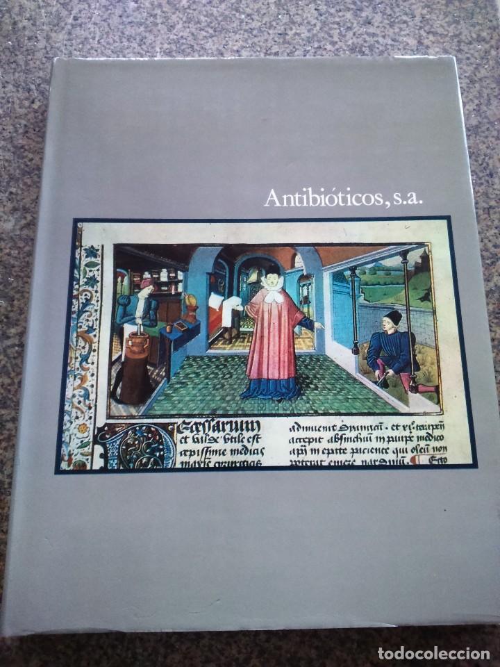 Libri di seconda mano: ANTIBIOTICOS S. A. -- XXV ANIVERSARIO -- MADRID 1974 --