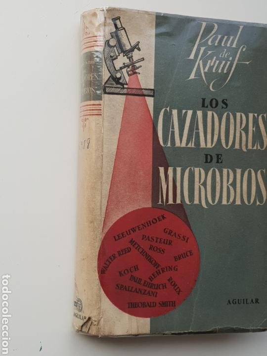 Libros de segunda mano: Los cazadores de microbios - Foto 2