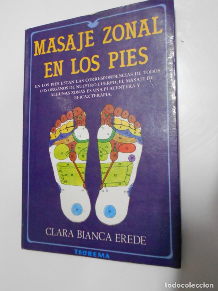 Libros de segunda mano: ANTIGUO LIBRO - MASAJE ZONAL EN LOS PIES - Foto 1