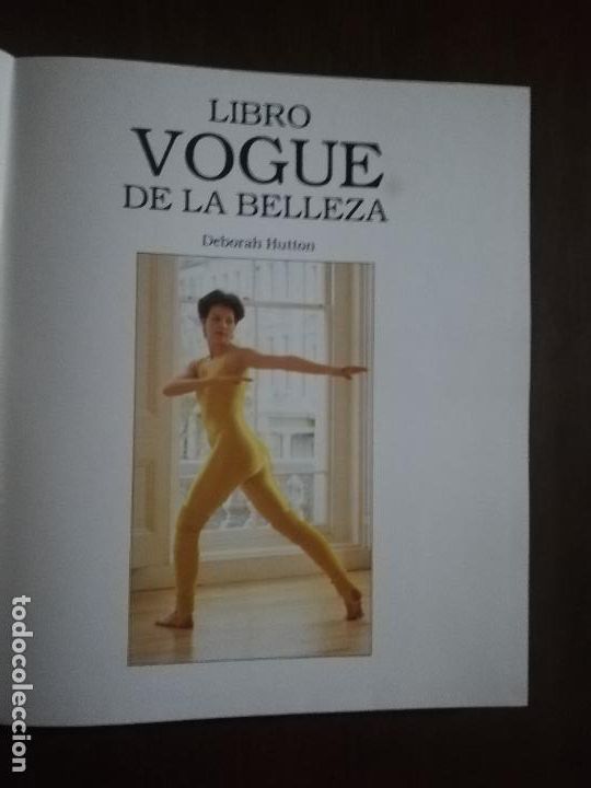 Libros de segunda mano: VOGUE. LIBRO DE LA BELLEZA. DEBORAH HUTTON. FOLIO. 1986. - Foto 2