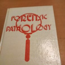 Libros de segunda mano: FORENSIC PATHOLOGY. Lote 251930025