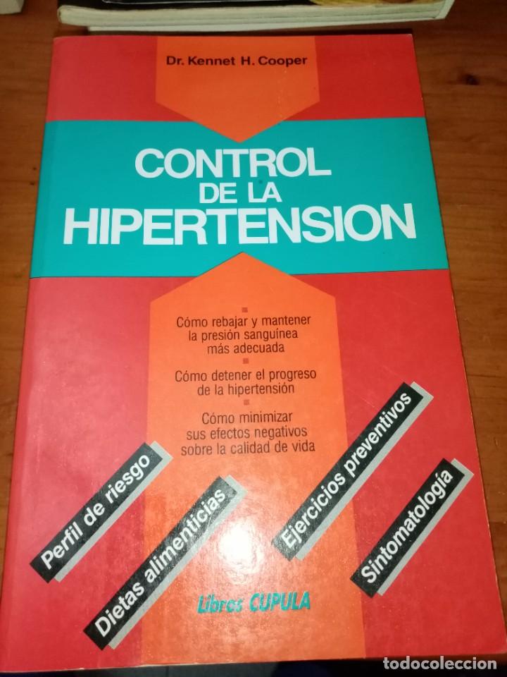Libros de segunda mano: CONTROL DE LA HIPERTENSI&Oacute;N. DR.KENNET H. COOPER. EST8B2 - Foto 1