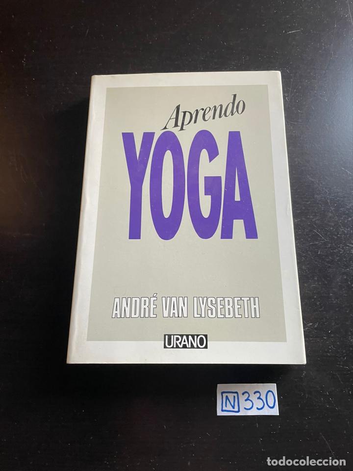 Libros de segunda mano: Aprendo yoga - Foto 1