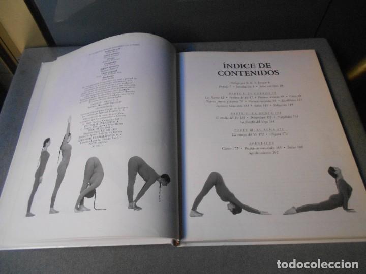 Libros de segunda mano: YOGA. EL METODO ILENGAR. - Foto 3