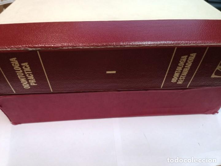 Libros de segunda mano: Odontologia pr&aacute;ctica 4 tomos SA7511 - Foto 2