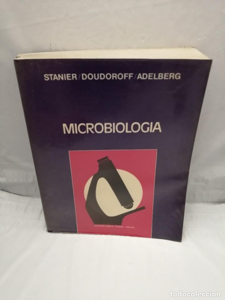 Gebrauchte B&uuml;cher: MICROBIOLOG&Iacute;A (APENAS UNAS P&Aacute;GINAS CON SUBRAYADOS A L&Aacute;PIZ)