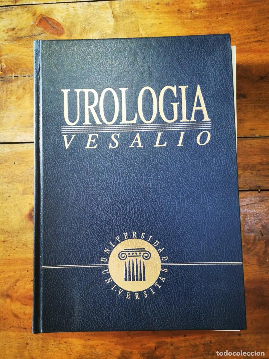 Libros de segunda mano: UROLOG&Iacute;A: Vesalio - Foto 1