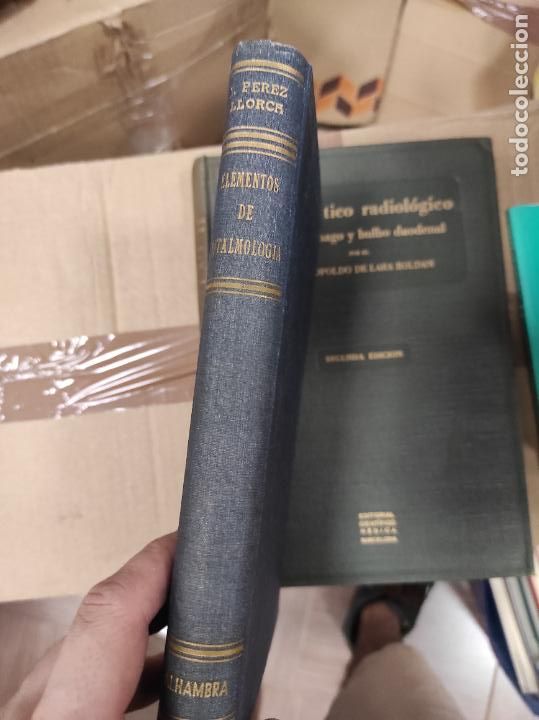 Libros de segunda mano: Elementos de Oftalmolog&iacute;a,J.P&eacute;rez Llorca - Foto 1