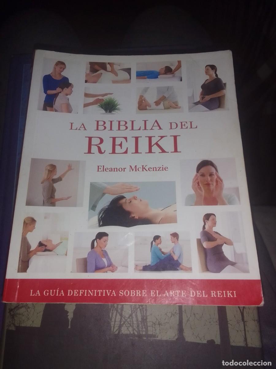 Libros de segunda mano: Eleanor McKenzie-La Biblia del Reiki.