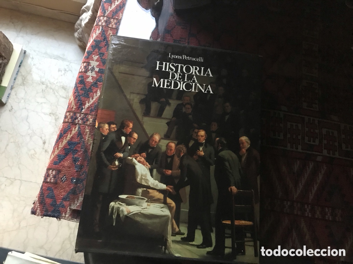 Libros de segunda mano: Historia de la medicina. Lyons/Petrucelli. En 19 fasc&iacute;culos. Box