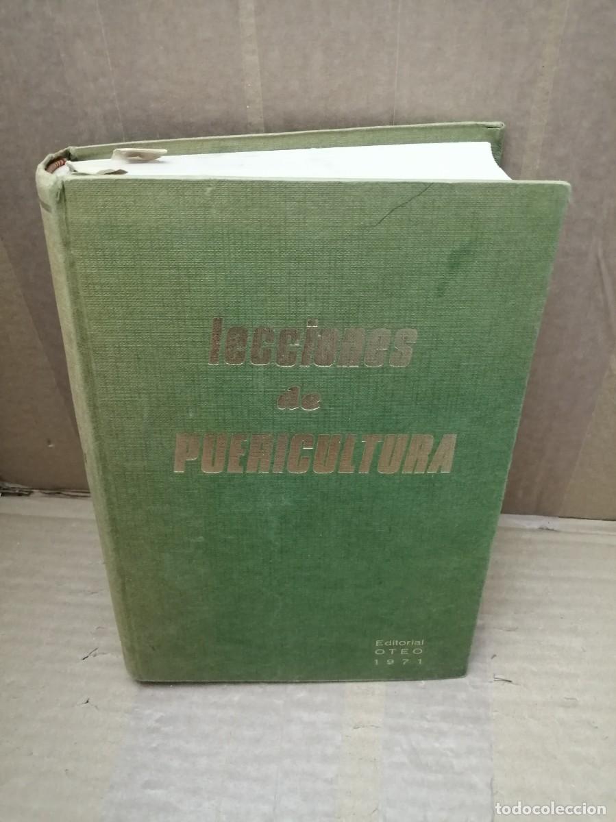 Gebrauchte B&uuml;cher: Lecciones de Puericultura (Primera edici&oacute;n, tapa dura sin sobrecubierta)
