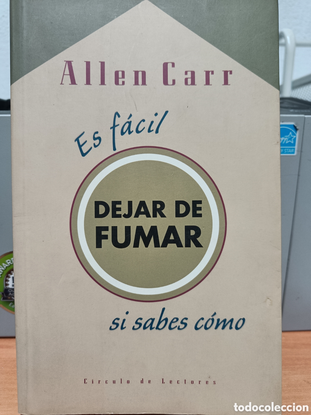 Livres d'occasion: ES F&Aacute;CIL DEJAR DE FUMAR, SI SABES COMO. ALLEN CARR.