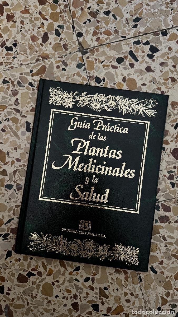 Libros de segunda mano: Colecci&oacute;n Gu&iacute;a Pr&aacute;ctica de las plantas medicinales y la salud. Y Cocina Natural