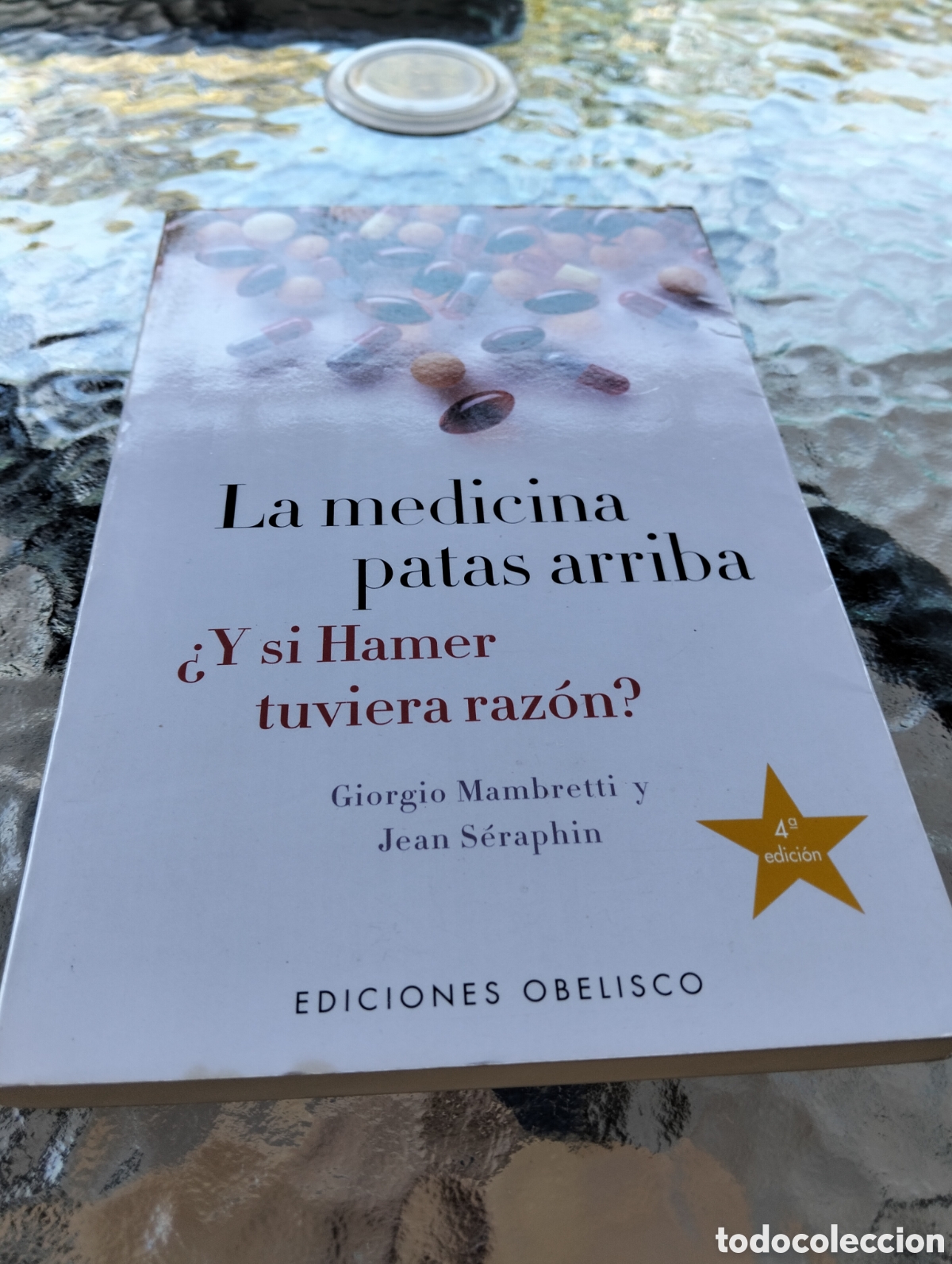 Libros de segunda mano: La medicina patas arriba .