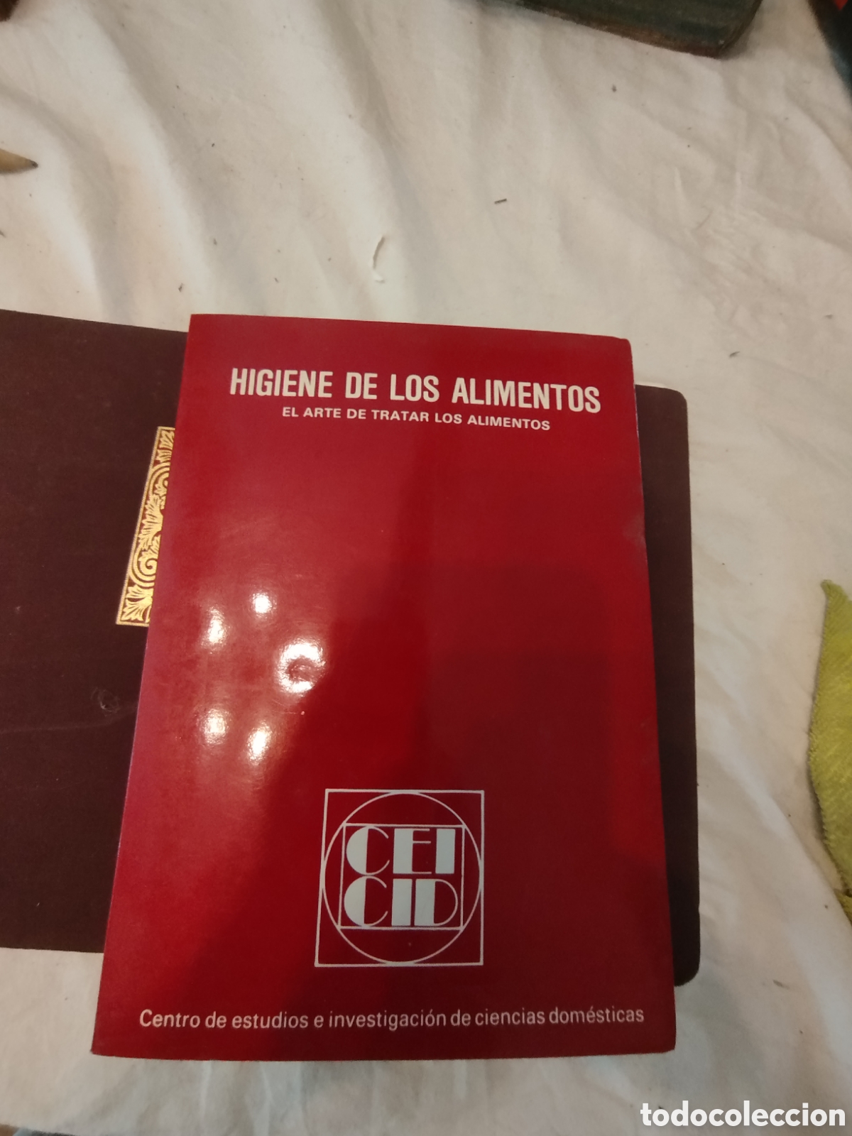 Libros de segunda mano: Higiene de los alimentos: El arte de tratar los alimentos, escrito por Isabel Garc&iacute;a de Jal&oacute;n de la
