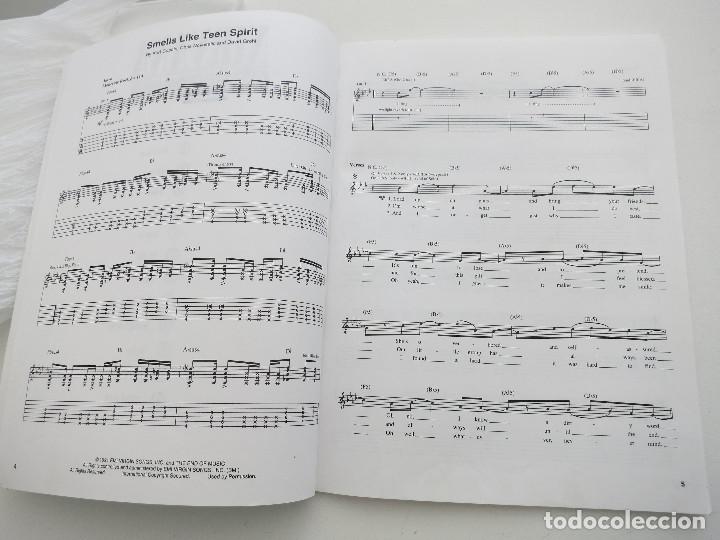 Libros de segunda mano: NIRVANA NEVERMIND RECORDED VERSIONS GUITAR - Foto 4
