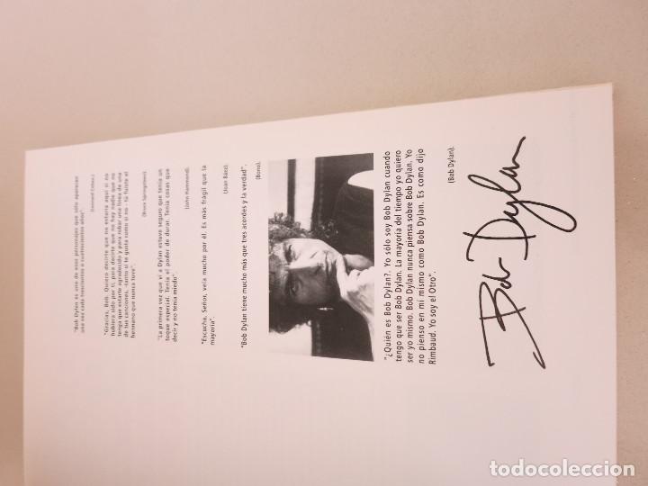 Libros de segunda mano: BOB DYLAN LUCES Y SOMBRAS VICENTE ESCUDERO - Foto 2