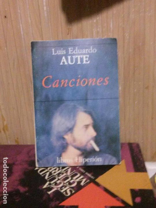Libros de segunda mano: Canciones, Luis E. Aute, Ed. Hiperi&oacute;n - Foto 1