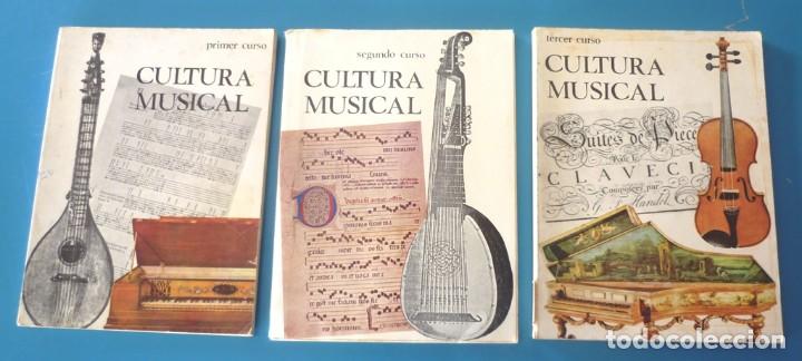 Libros de segunda mano: Cultura musical 3 cursos 1969 1972 Antonio Ram&iacute;rez-&Aacute;ngel Ed Almena, Secci&oacute;n Femenina del Movimiento