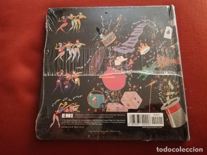 Libros de segunda mano: QUEEN. A KIND OF MAGIC (PRECINTADO) - Foto 2