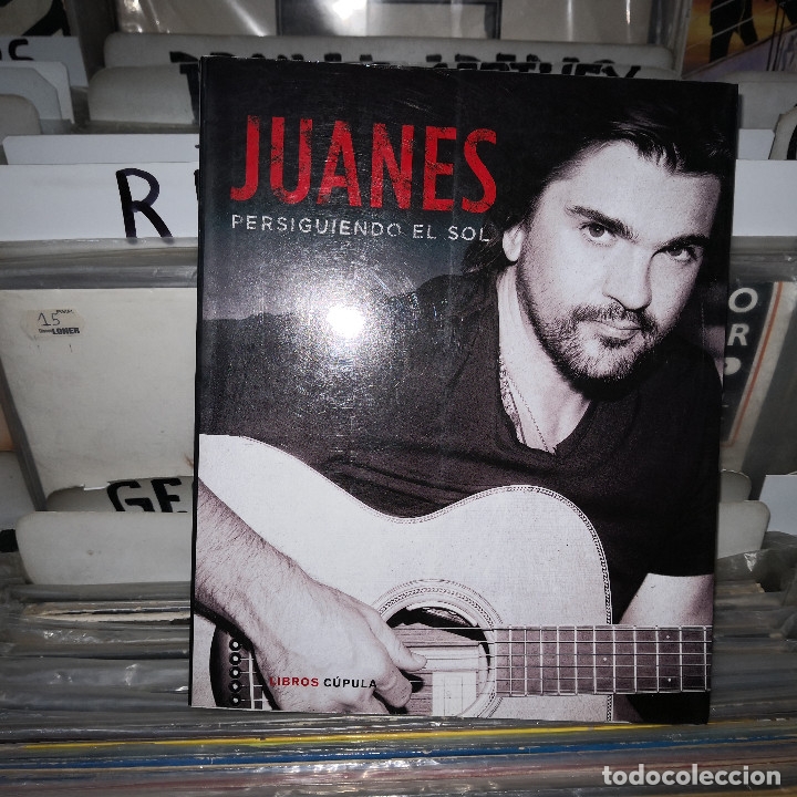 Libros de segunda mano: Juanes. Persiguiendo el sol - VVAA - Foto 1