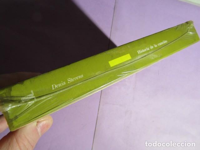 Libros de segunda mano: HISTORIA DE LA CANCI&Oacute;N; STEVENS, Denis - Foto 2