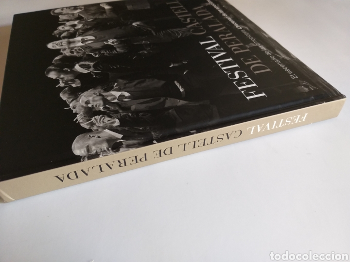 Libros de segunda mano: Festival Castell de Peralada . El escenario de las emociones .2013 . - Foto 2