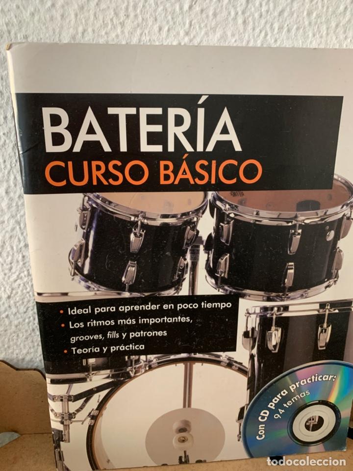 Libri di seconda mano: Bateria curso b&aacute;sico, con CD para practicar,