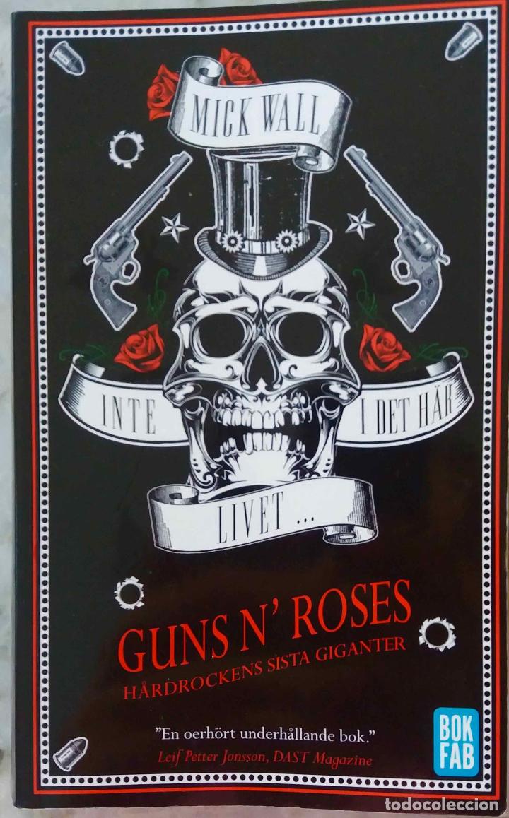 Libros de segunda mano: GUNS N ROSES, MICK WALL. LIBRO EN LITUANO - Foto 1