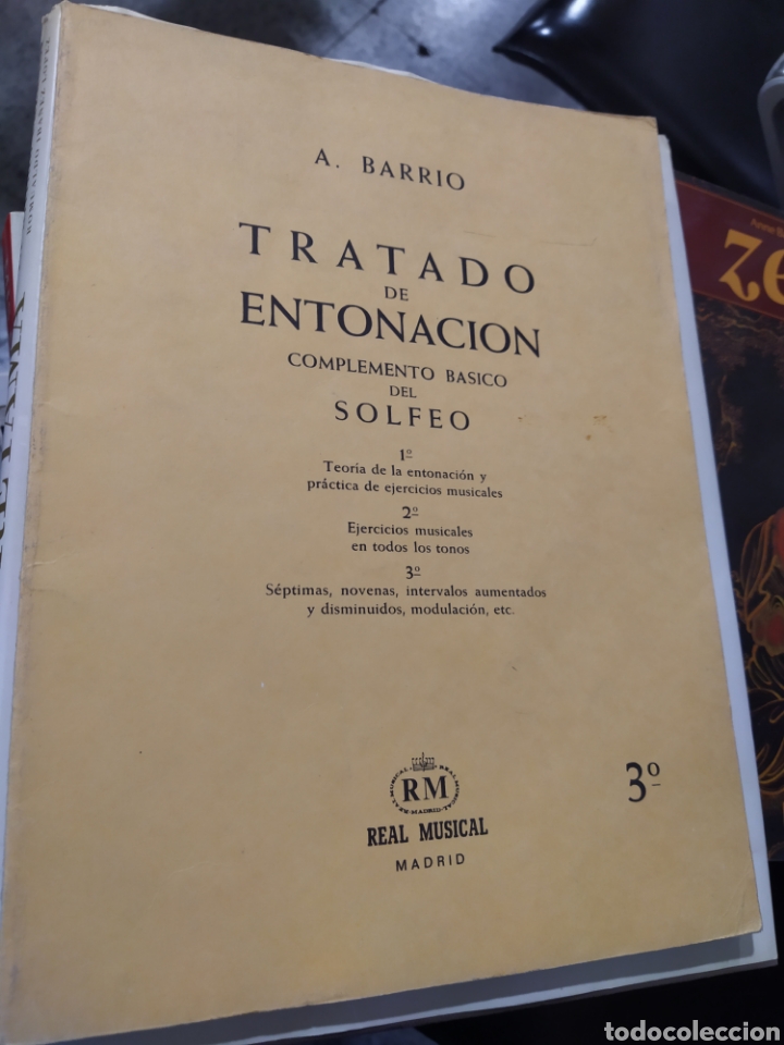 Libri di seconda mano: Tratado de entonaci&oacute;n y solfeo Adelino Barrio Real musical