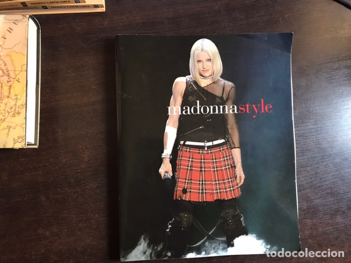 Libros de segunda mano: Madonna Style. - Foto 1