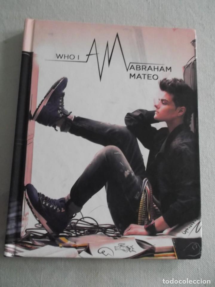 Libros de segunda mano: ABRAHAM MATEO WHO I AM LIBRO CD - Foto 1