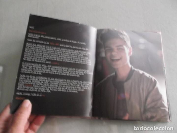 Libros de segunda mano: ABRAHAM MATEO WHO I AM LIBRO CD - Foto 2