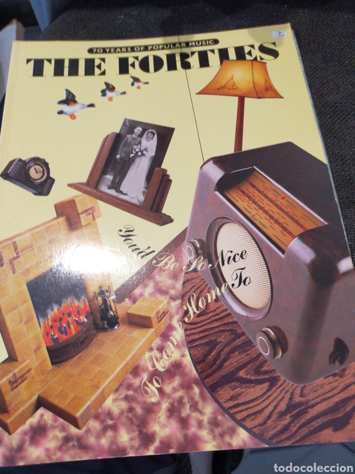 Livres d'occasion: THE FORTIES 70 YEARS OF POPULAR MUSIC buen estado