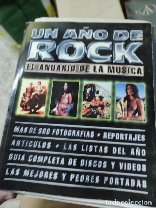 Libri di seconda mano: UN A&Ntilde;O DE ROCK EL ANUARIO DE LA M&Uacute;SICA 94-95