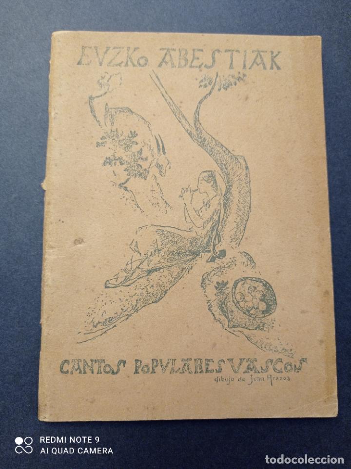 Gebrauchte B&uuml;cher: 1942 - Euko Abestiak. Cantos populares Vascos