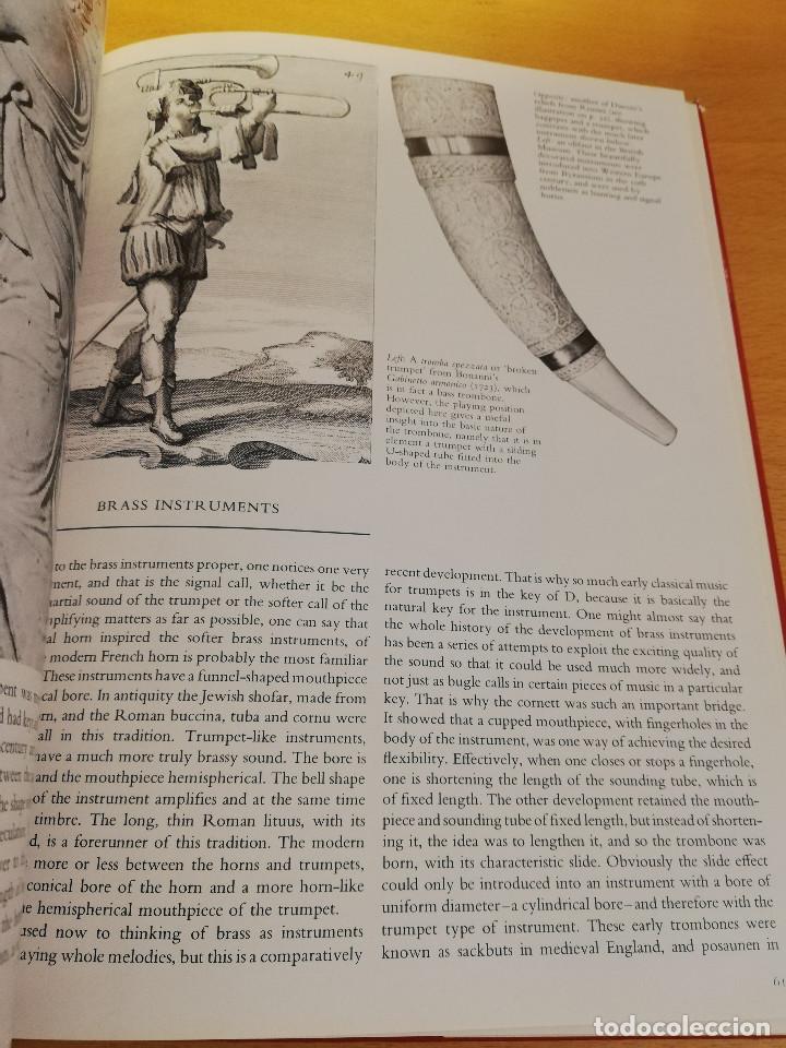 Libros de segunda mano: MUSICAL INSTRUMENTS (ALAN KENDALL) - Foto 9