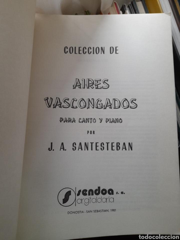 Second hand books: Colecci&oacute;n de aires vascongados para canto y piano. JA Santesteban