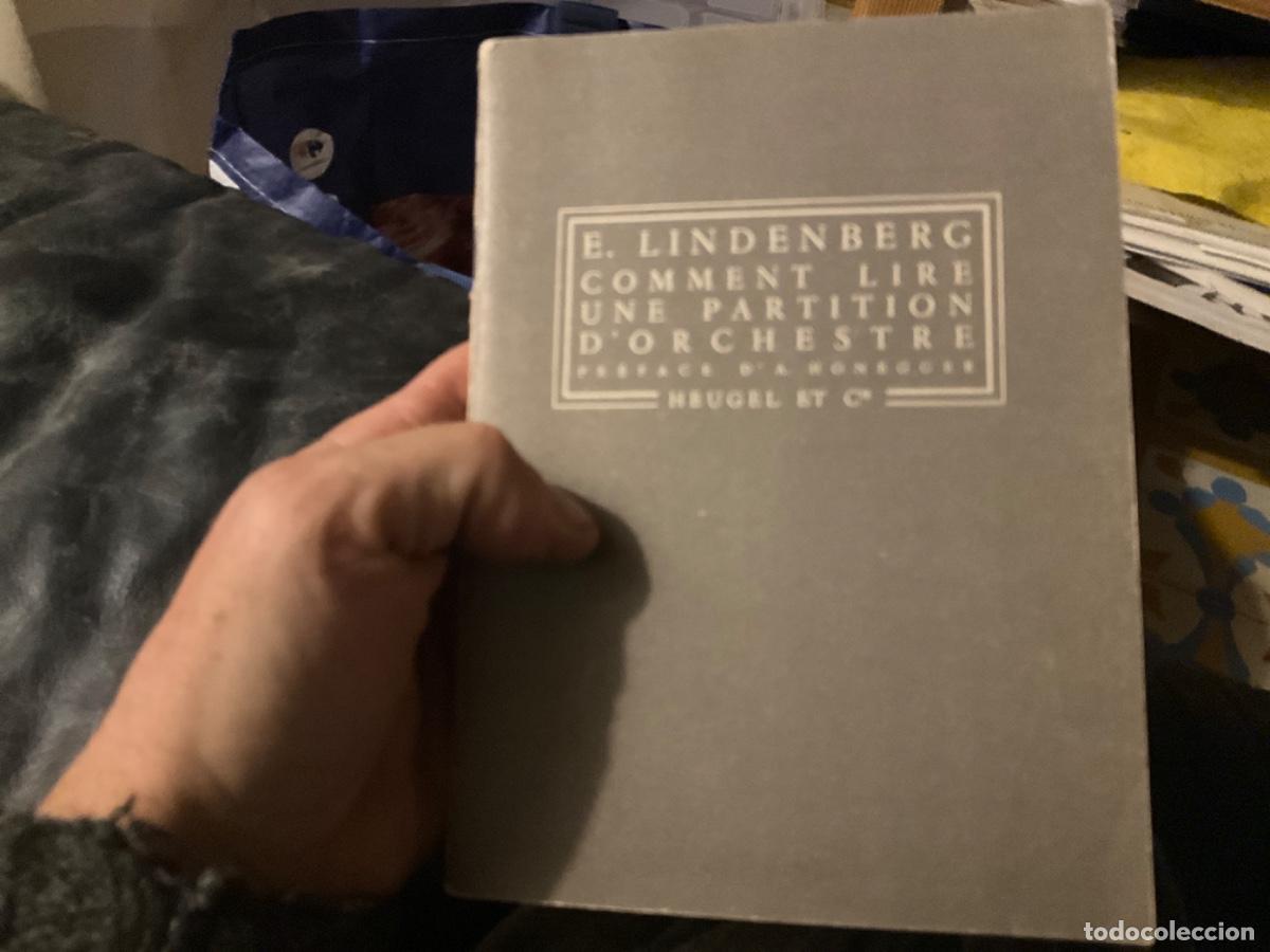 Libros de segunda mano: COMMENT LIRE UNE PARTITION D'ORCHESTRE. LINDENBERG E. Orquesta en frances