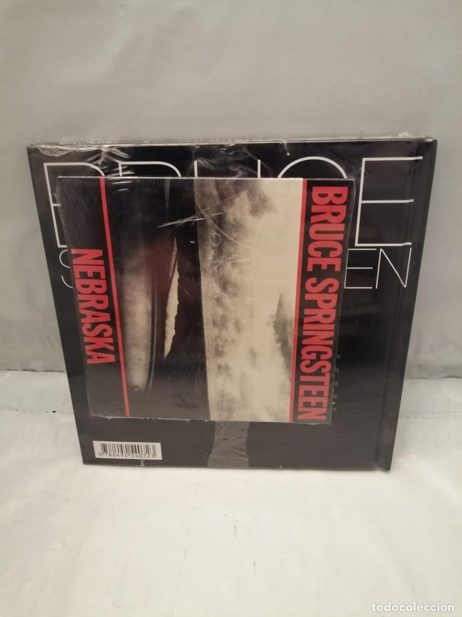 Libros de segunda mano: BRUCE SPRINGSTEEN: NEBRASKA (LIBRO + CD) - Foto 2