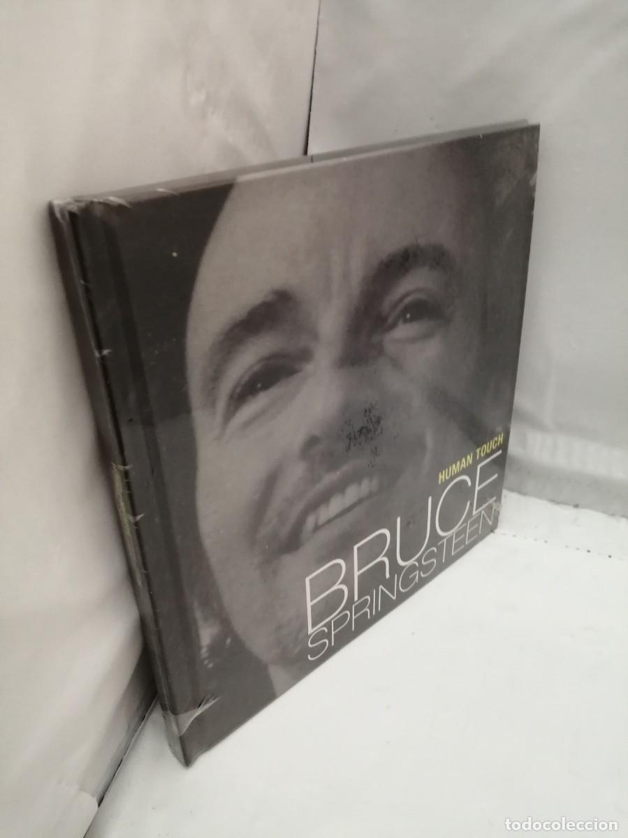 Libros de segunda mano: BRUCE SPRINGSTEEN: HUMAN TOUCH (LIBRO + CD) (SIN RECORRIDO COMERCIAL, COMO NUEVO) - Foto 3