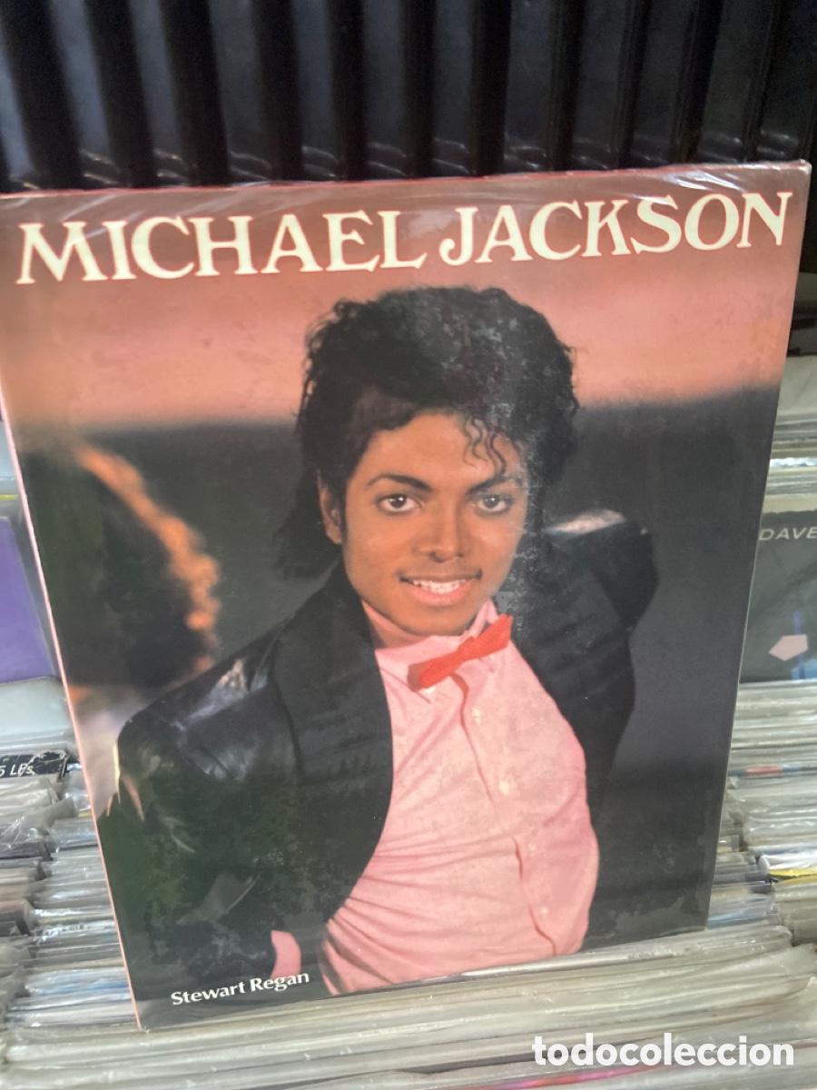 Libros de segunda mano: Michael jackson stewart regan - Foto 1