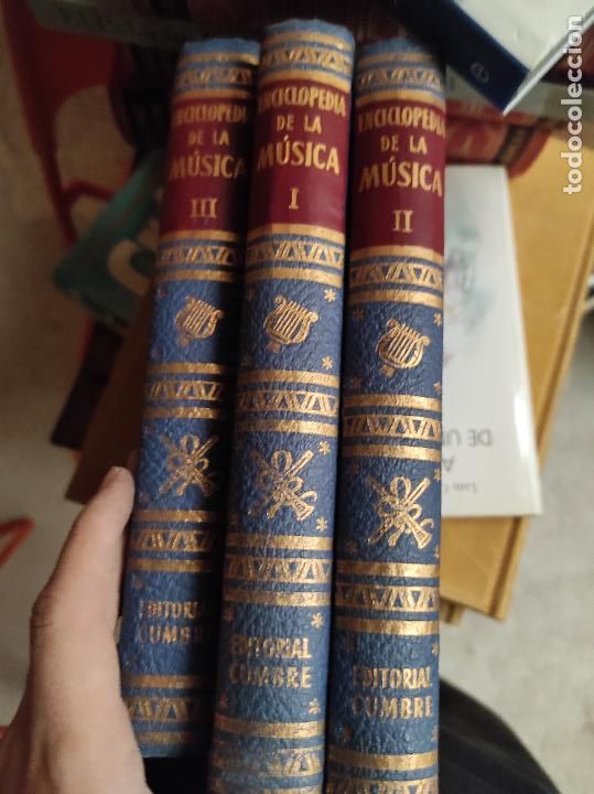 Libros de segunda mano: ENCICLOPEDIA DE LA M&Uacute;SICA.3 TOMOS. FRED HAMEL Y MARTIN H&Uuml;RLIMANN. EDITORIAL CUMBRE. M&Eacute;XICO. 1954-55