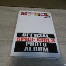 Libros de segunda mano: ARKANSAS1980 LIBRO ESTADO DECENTE MUSICA SPICE GIRLS OFFICIAL PHOTO ALBUM LOMO DESPEGADO