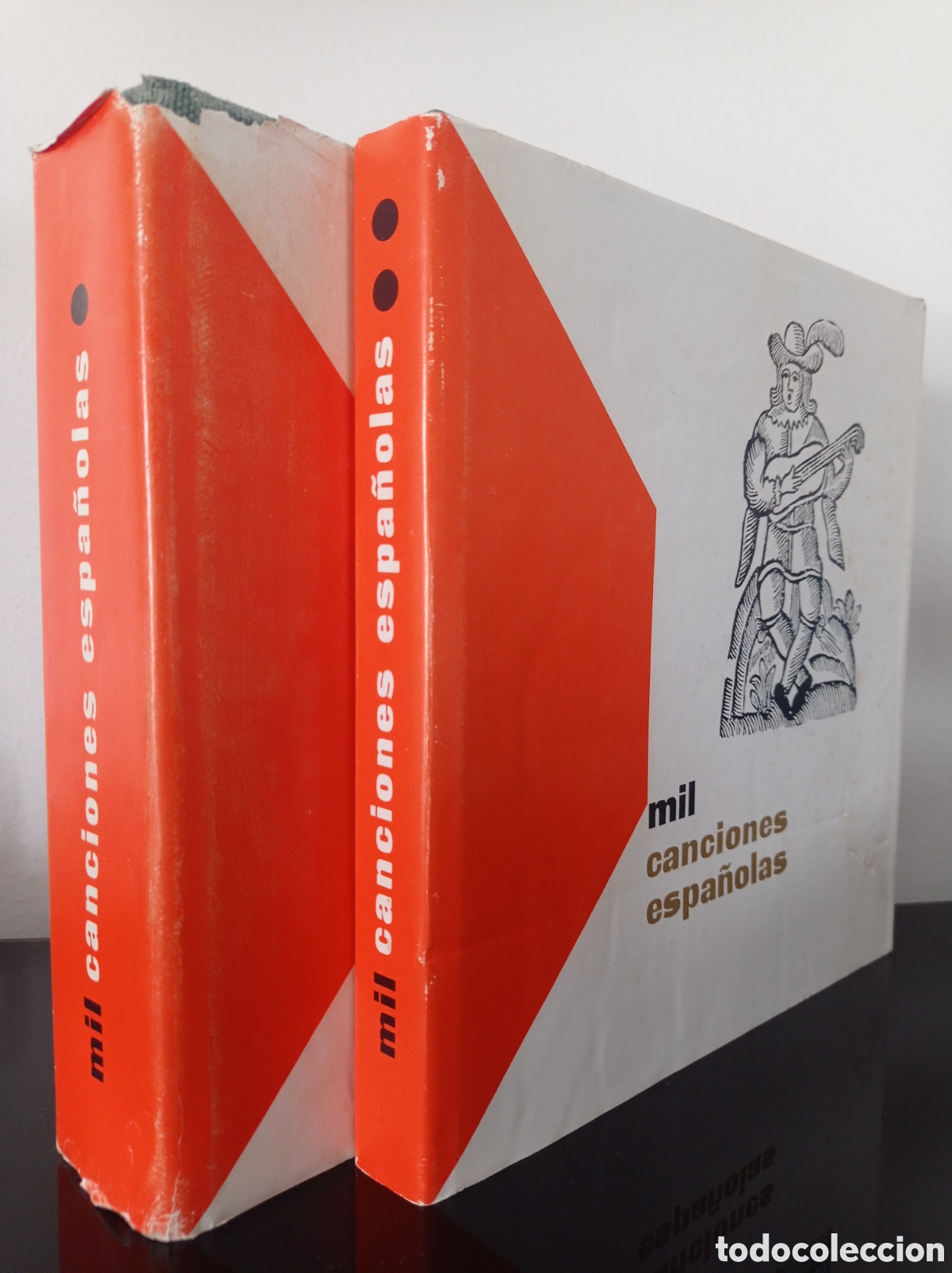 Libros de segunda mano: MIL CANCIONES ESPA&Ntilde;OLAS - 2 TOMOS COMPLETA - Foto 1
