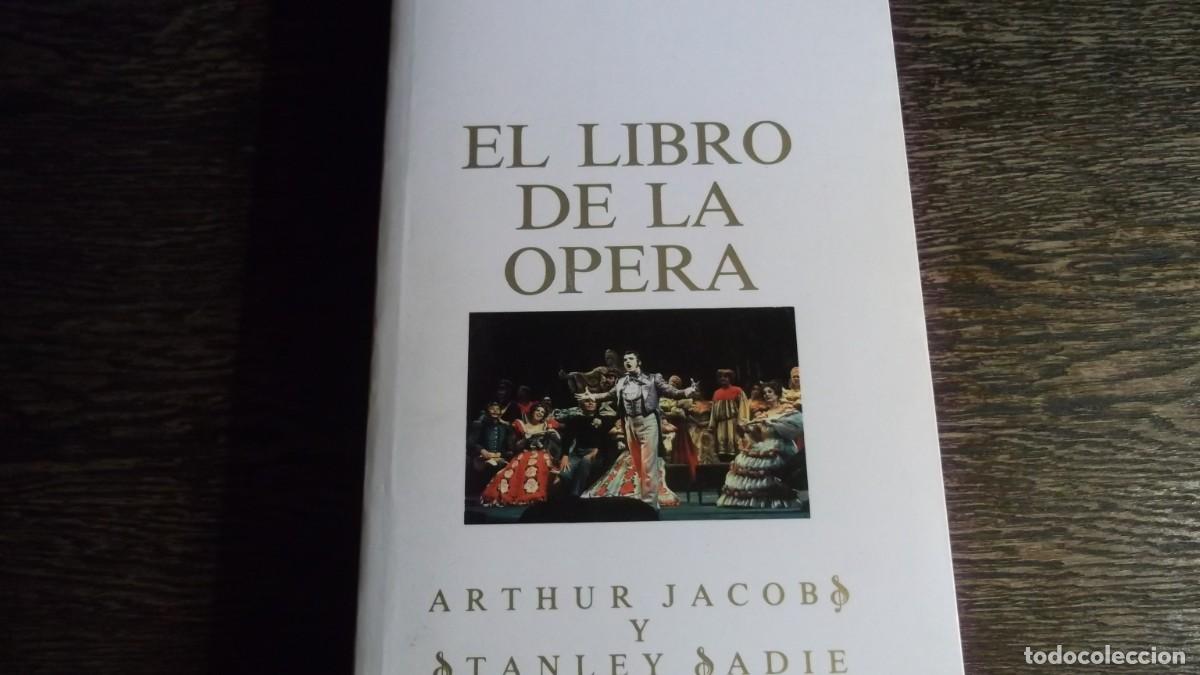 Libros de segunda mano: El Libro de la Opera ediciones Rialp - Foto 1